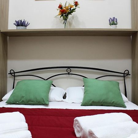 Essenza Di Napoli Bed & Breakfast ภายนอก รูปภาพ