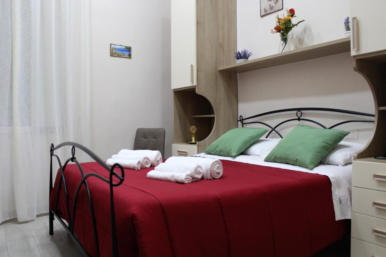 Essenza Di Napoli Bed & Breakfast ภายนอก รูปภาพ
